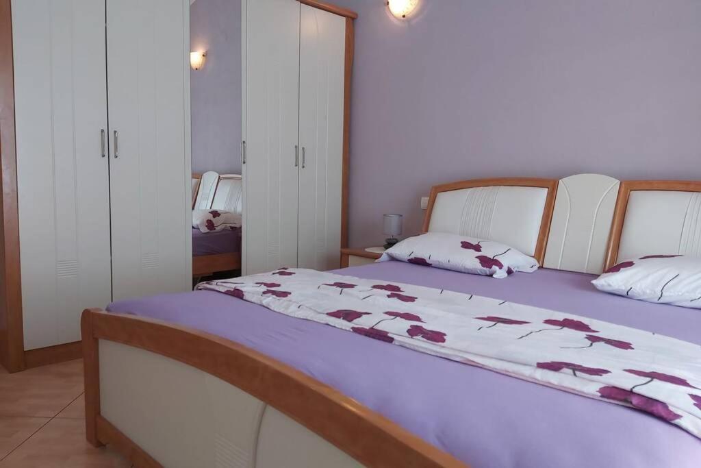 Beautiful Apartment 80 M From The Sea Marusici  Экстерьер фото